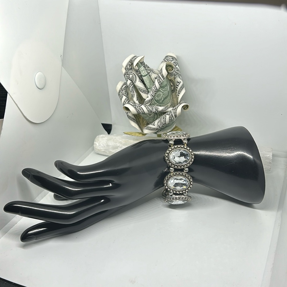 Super Elegant Bracelet